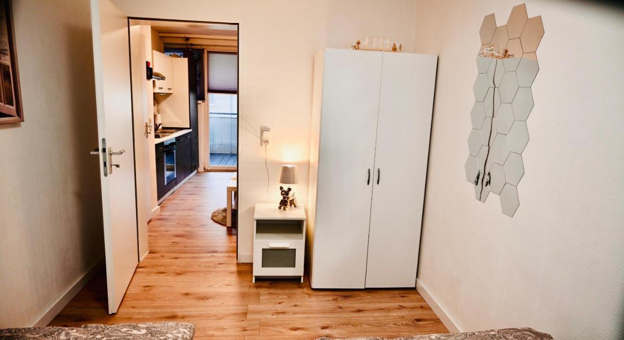 Holiday Home Cologne With Balkon - Near Koelnmesse - Temporary Living- Exterior foto